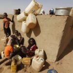 البرهان: السودانيون وحدهم يقررون مصير العائدين من التمرد بين المحاسبة والعفو